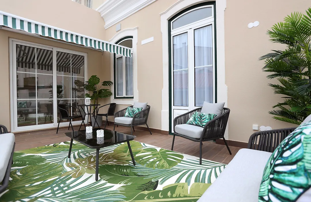 Glass Boutique - Rooms & Suites-1